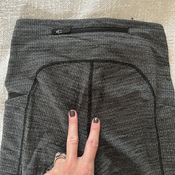 Lululemon tights Size 2 - Picture 4 of 6